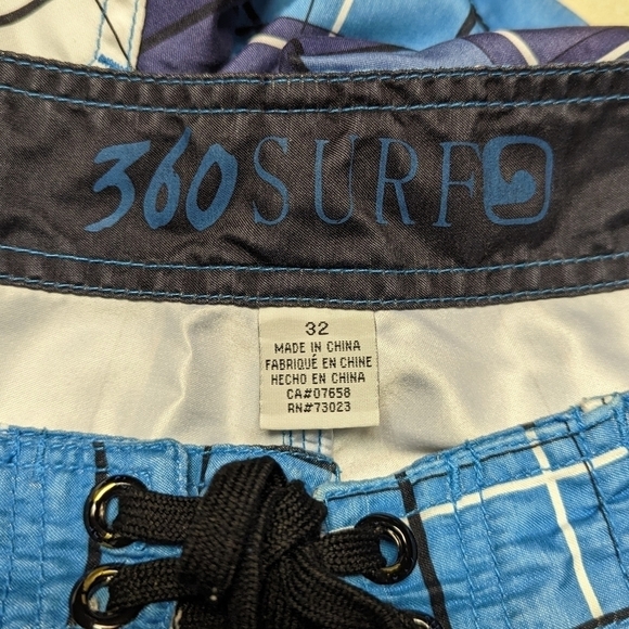 Men's 360 Surf Board Shorts Size 32 Medium - Picture 3 of 6